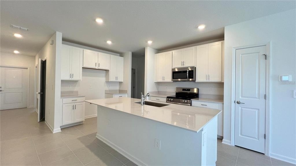 2892 Transformation Way - Photo 3