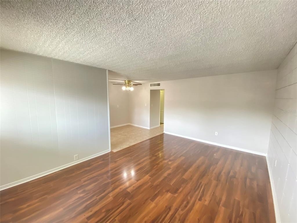 320 Lakeview Street - Photo 1