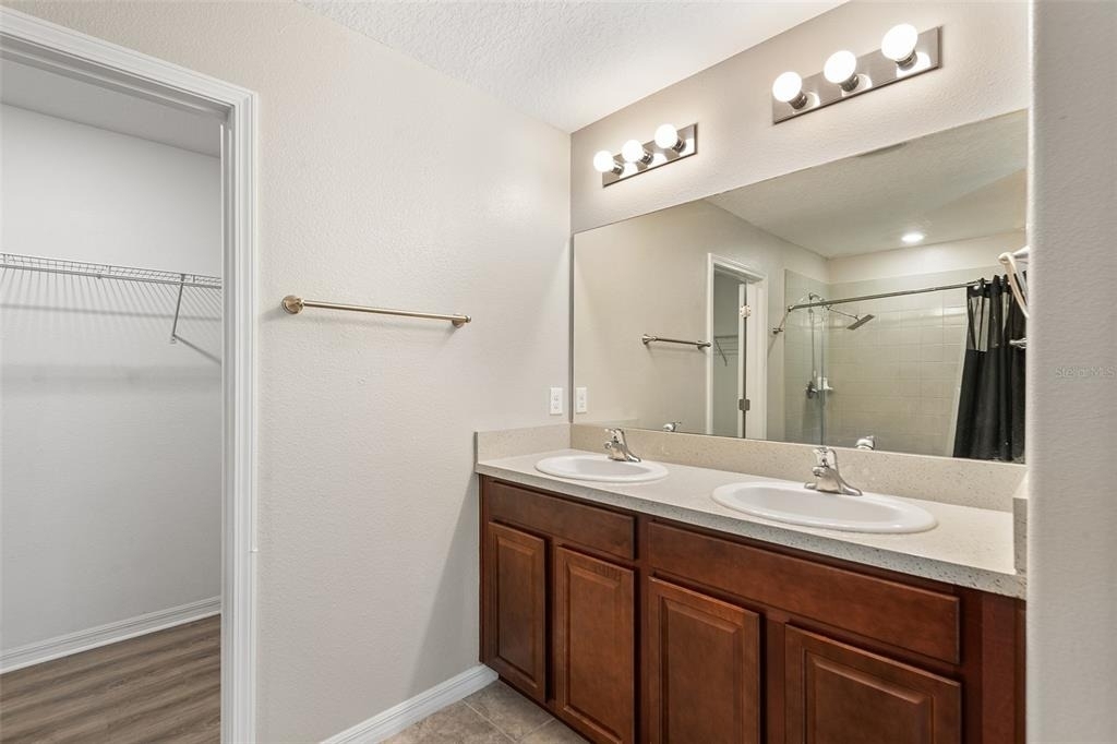 11201 Hudson Hills Lane - Photo 9