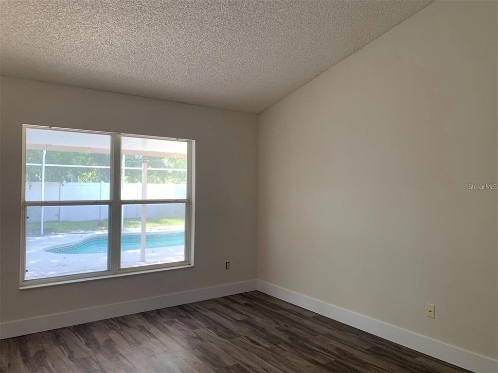427 Fieldstream Boulevard - Photo 3
