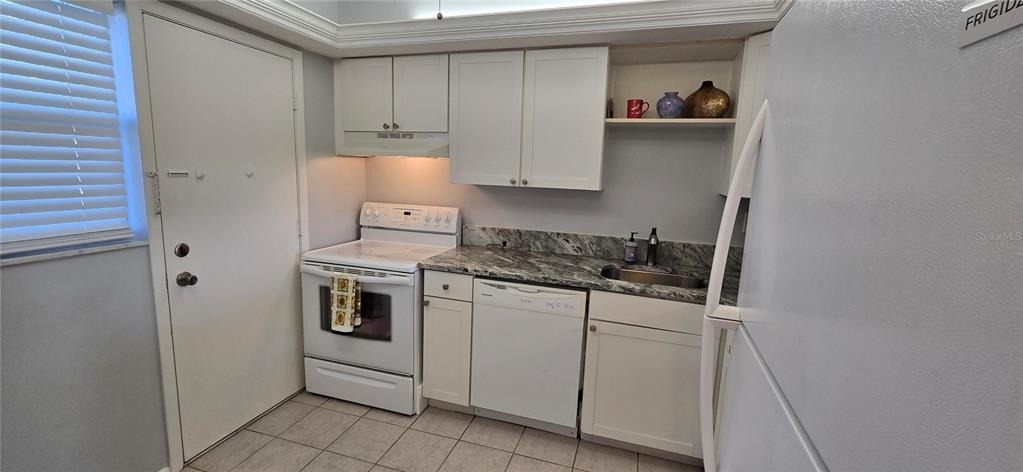 245 Center Road - Photo 16