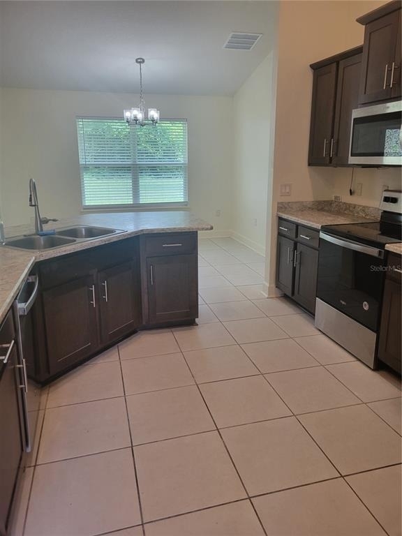 25 Barrington Drive - Photo 4