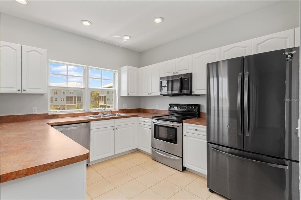 3923 Cape Haze Drive - Photo 35