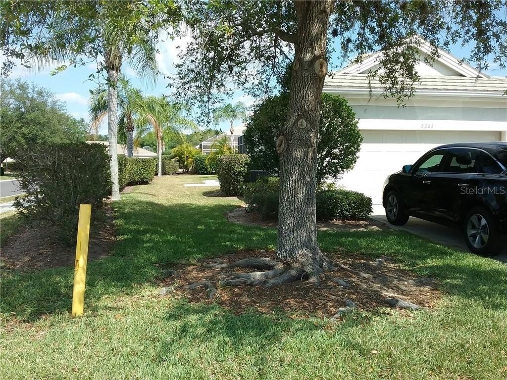 5303 E 97th Street Circle E - Photo 1