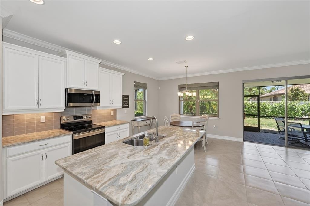 156 Ventosa Place - Photo 3