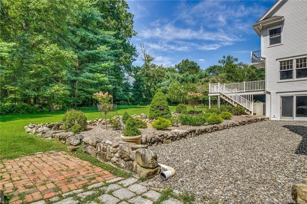 10 Fernwood Road - Photo 17