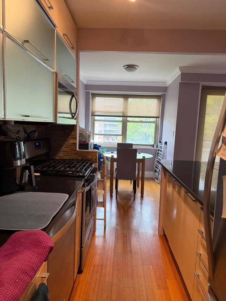 200 Cozine Avenue - Photo 7