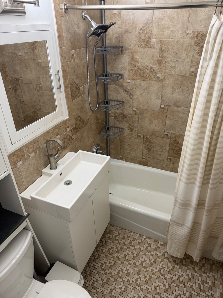 200 Cozine Avenue - Photo 9