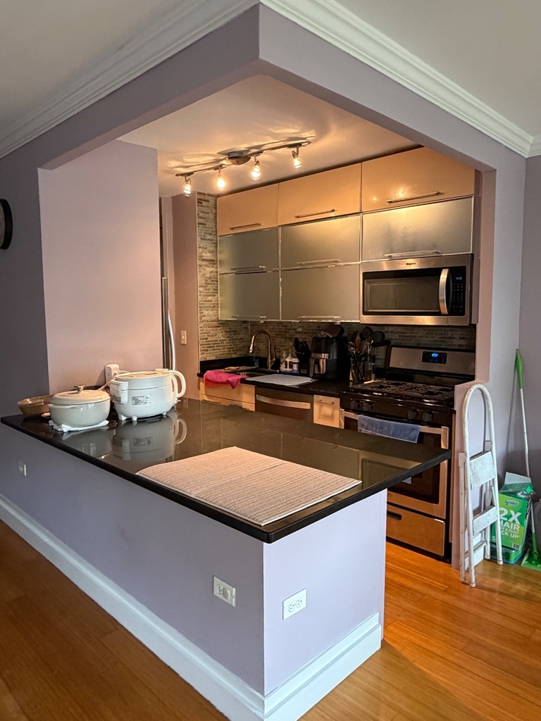 200 Cozine Avenue - Photo 4