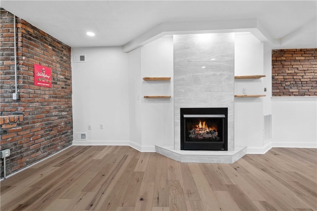 2128 Merriman Way - Photo 5