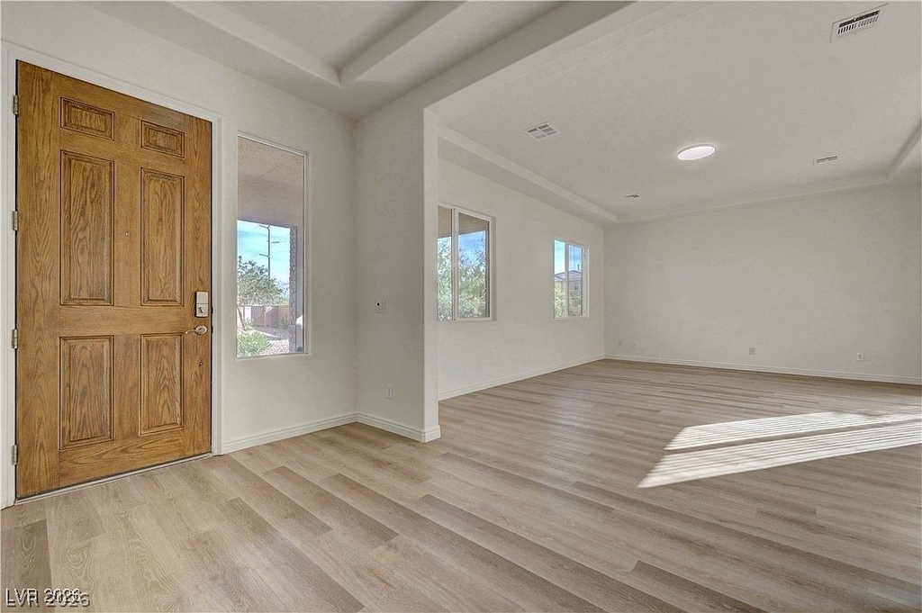 7931 Campers Village Avenue - Photo 4