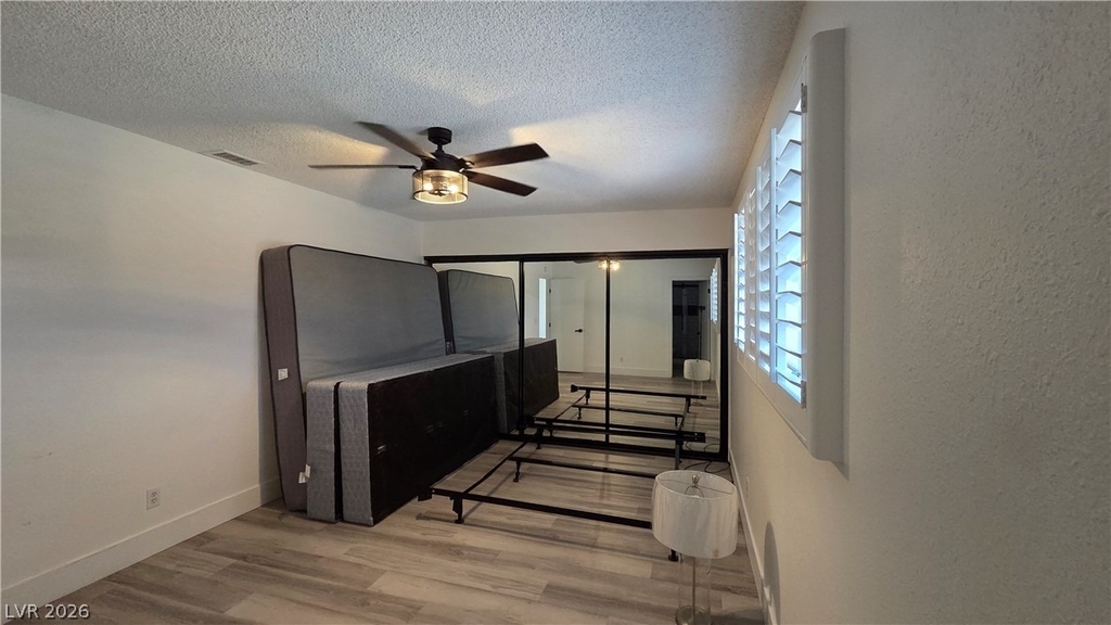 3913 Oakhill Avenue - Photo 8
