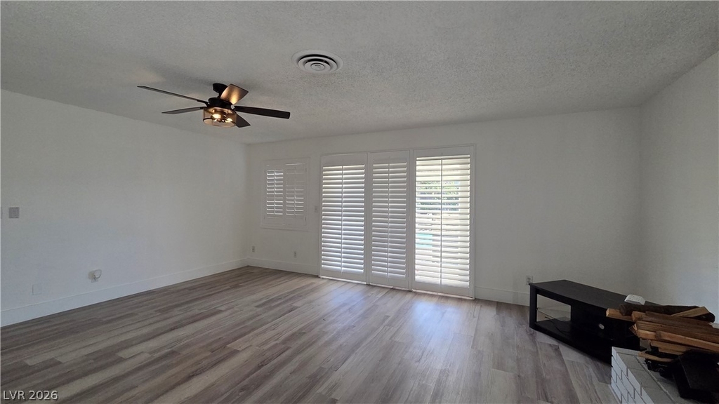 3913 Oakhill Avenue - Photo 18