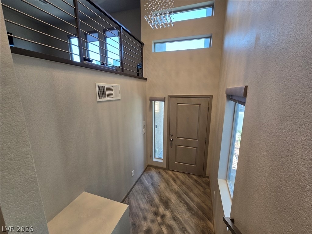 8083 Haywood Estate Avenue - Photo 4
