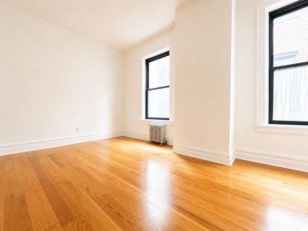 188 Claremont Avenue - Photo 1