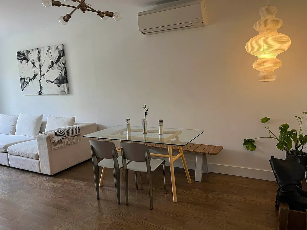 484 Gates Avenue - Photo 5