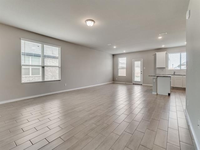 920 Ravenwood Lane - Photo 3