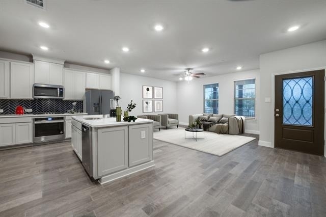 7833 Sunset Boulevard - Photo 2