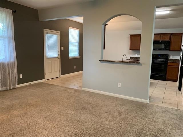 2100 Cypress Way - Photo 4