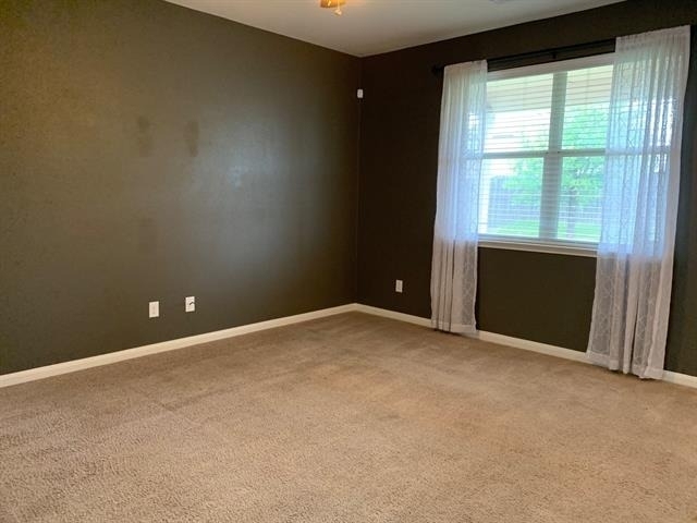 2100 Cypress Way - Photo 5