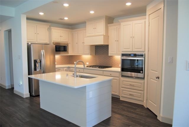 2133 Bonnell Street - Photo 6