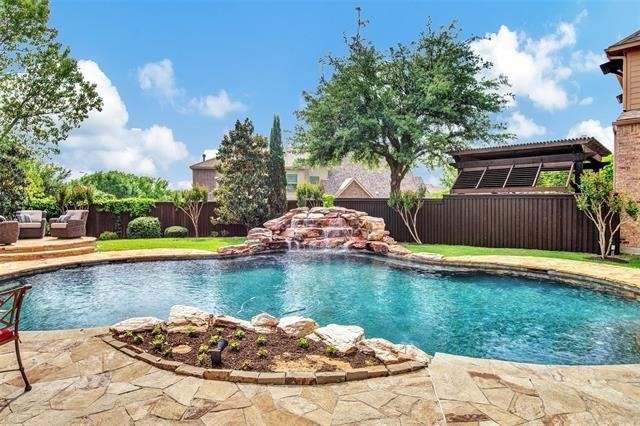 4828 Pyramid Drive - Photo 1