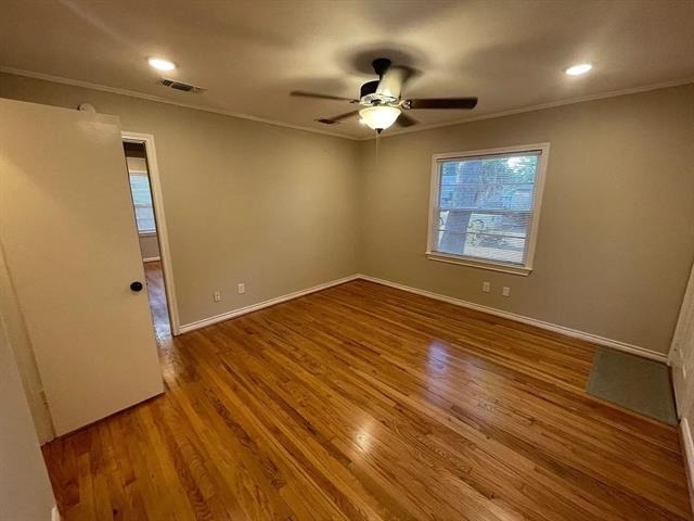 805 20th Street - Photo 2