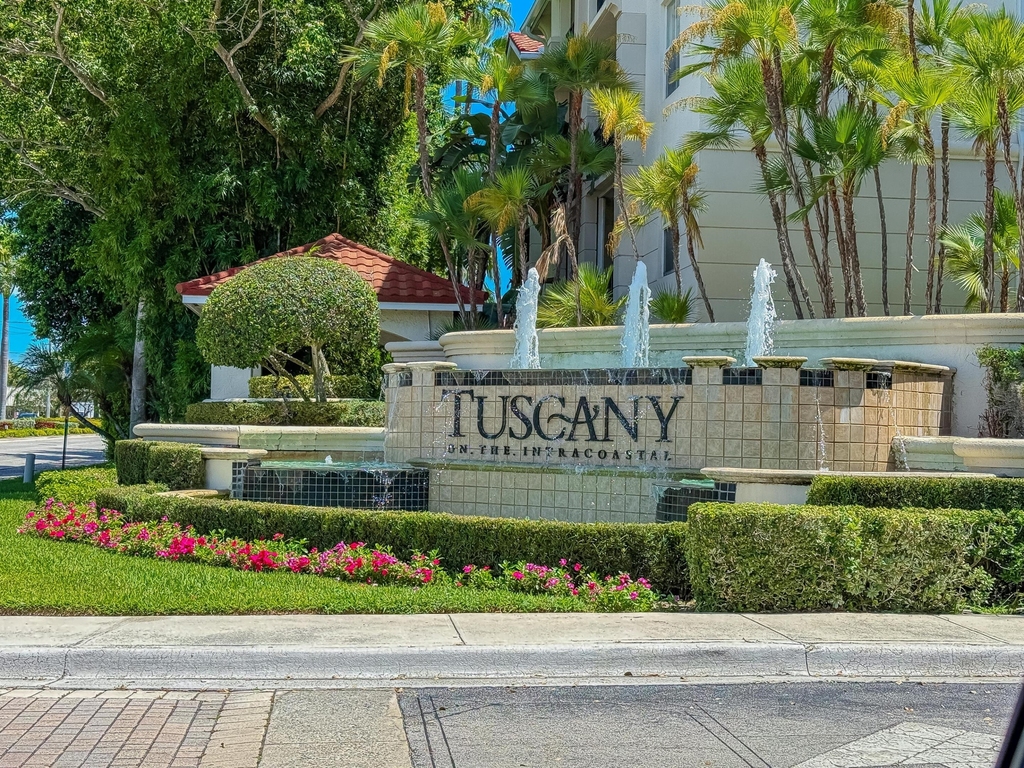 2412 Tuscany Way - Photo 0
