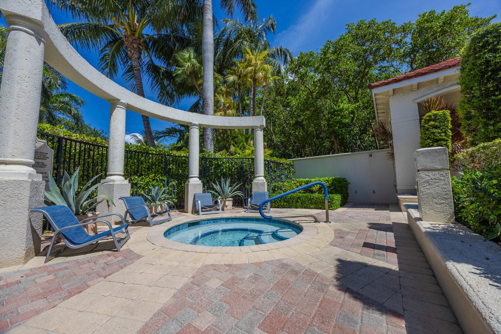 2412 Tuscany Way - Photo 17