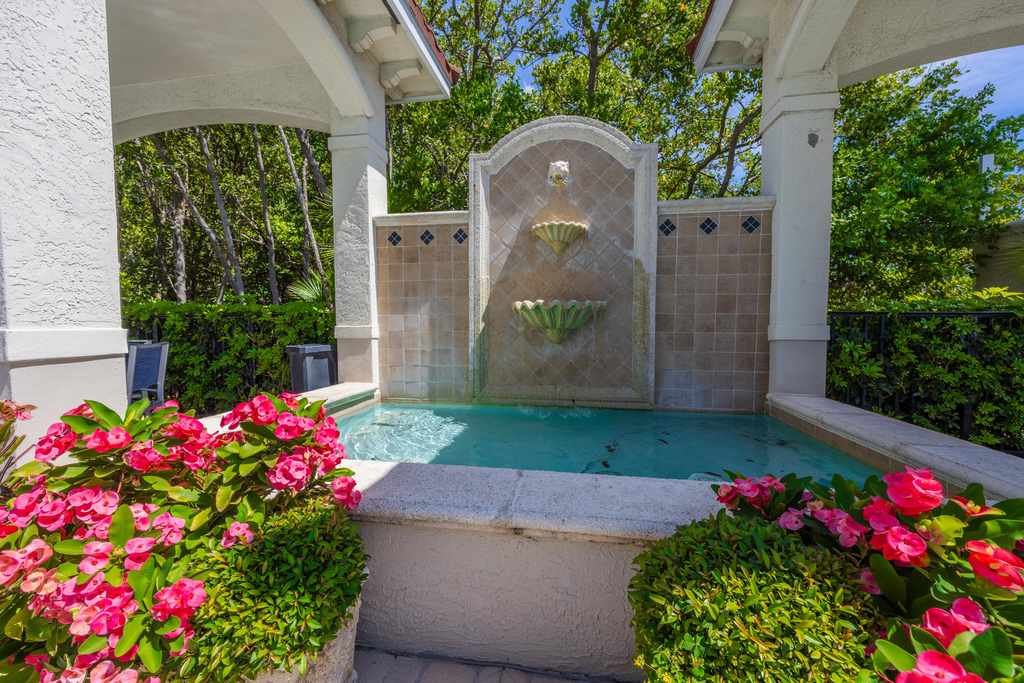 2412 Tuscany Way - Photo 15
