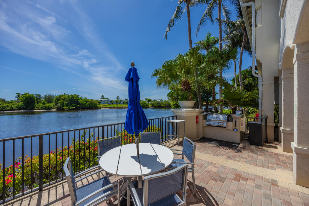 2412 Tuscany Way - Photo 18