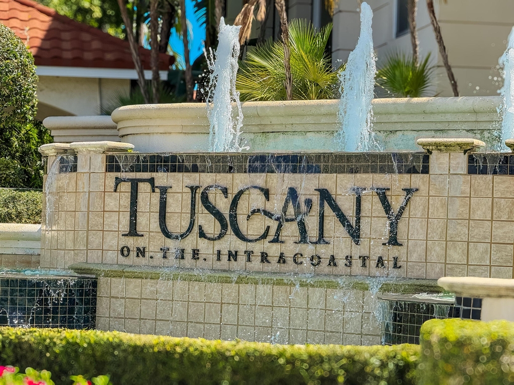 2412 Tuscany Way - Photo 29