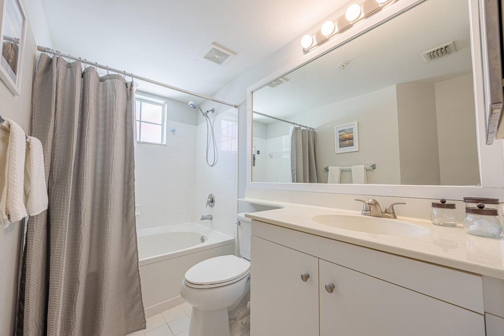 2412 Tuscany Way - Photo 8
