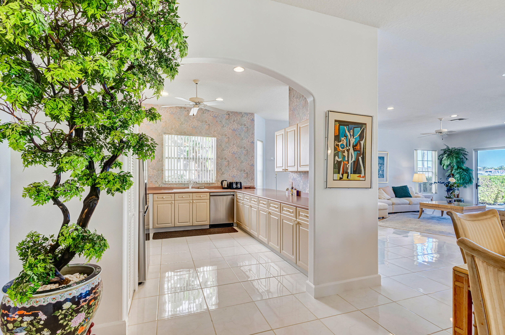 919 Augusta Pointe Drive - Photo 11