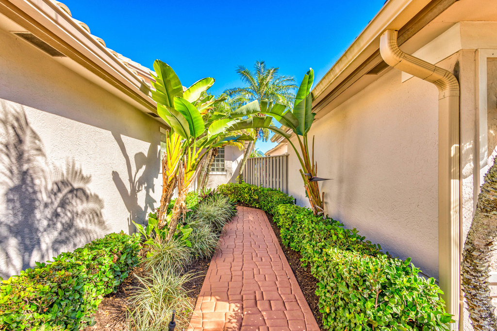 919 Augusta Pointe Drive - Photo 5