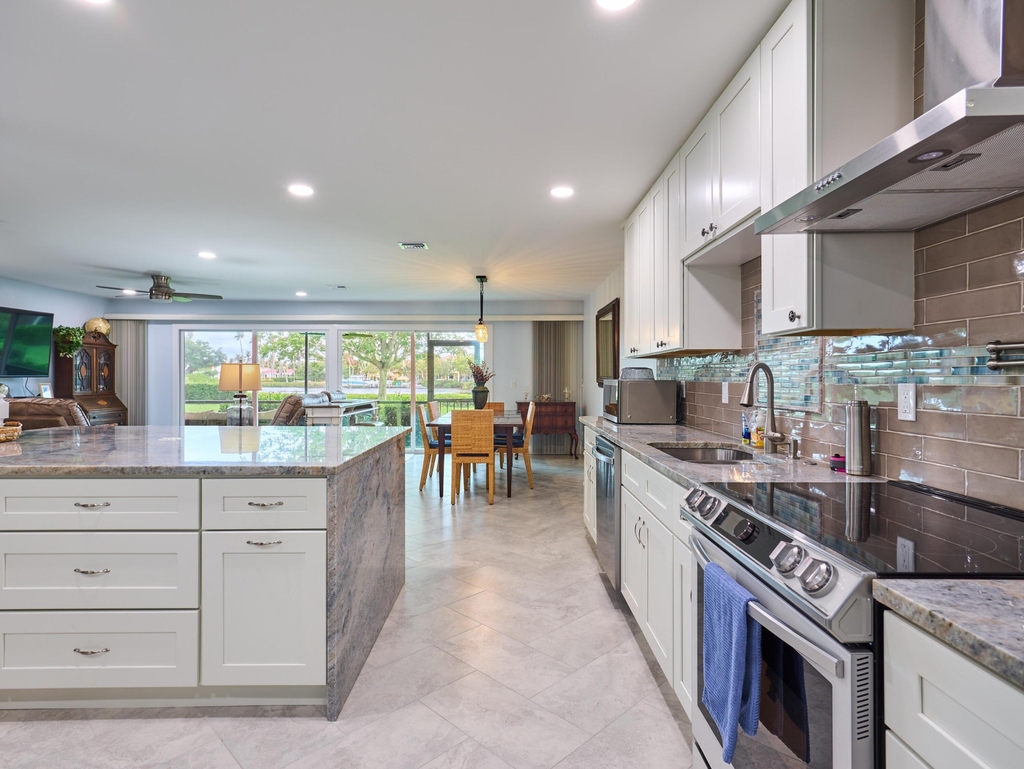 9130 Se Riverfront Terrace - Photo 15