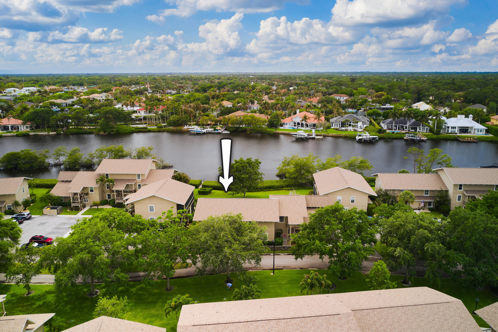 9130 Se Riverfront Terrace - Photo 2