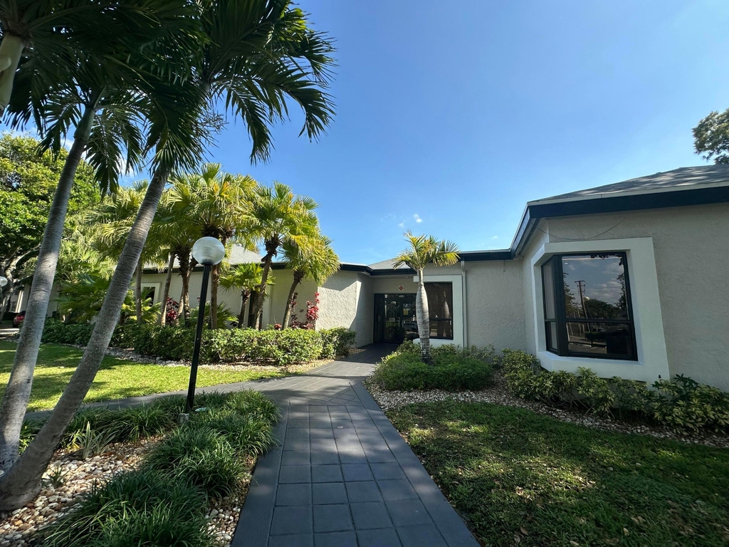 1250 S Military Trail - Photo 26