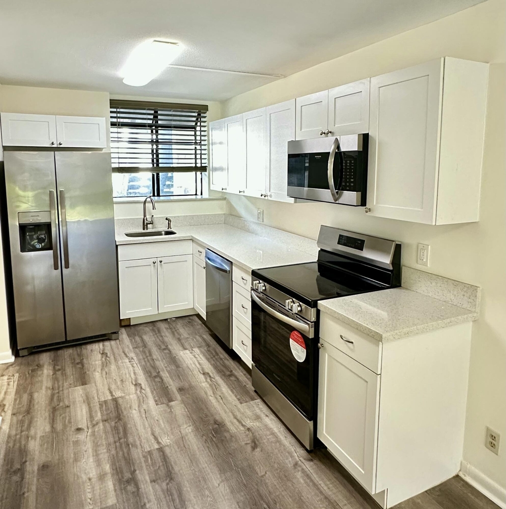 1250 S Military Trail - Photo 9