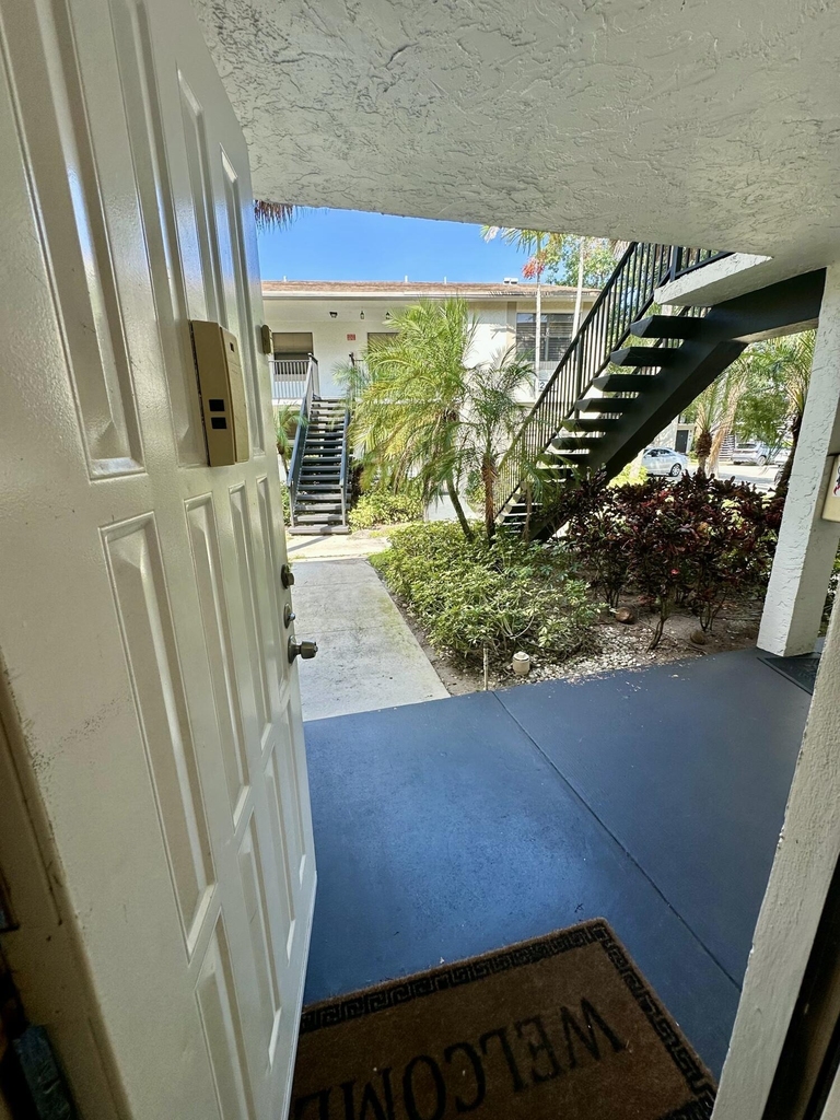 1250 S Military Trail - Photo 5