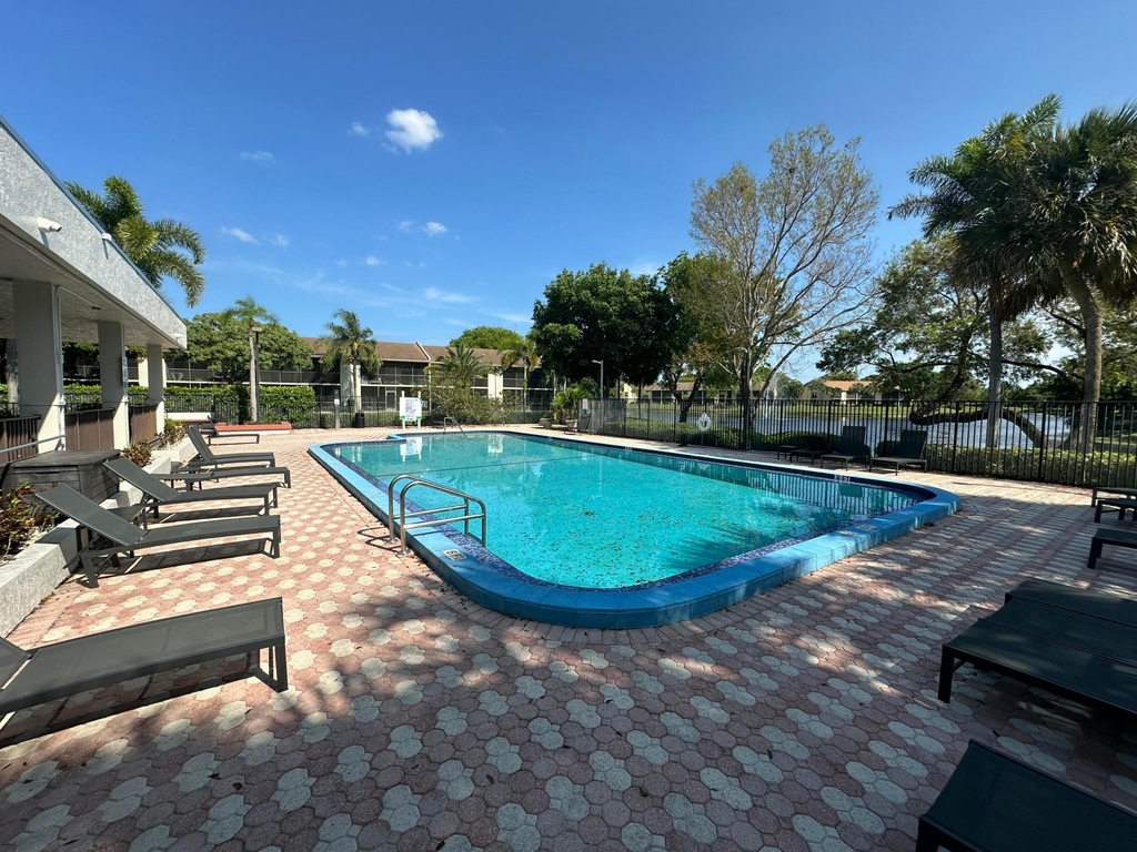 1250 S Military Trail - Photo 28