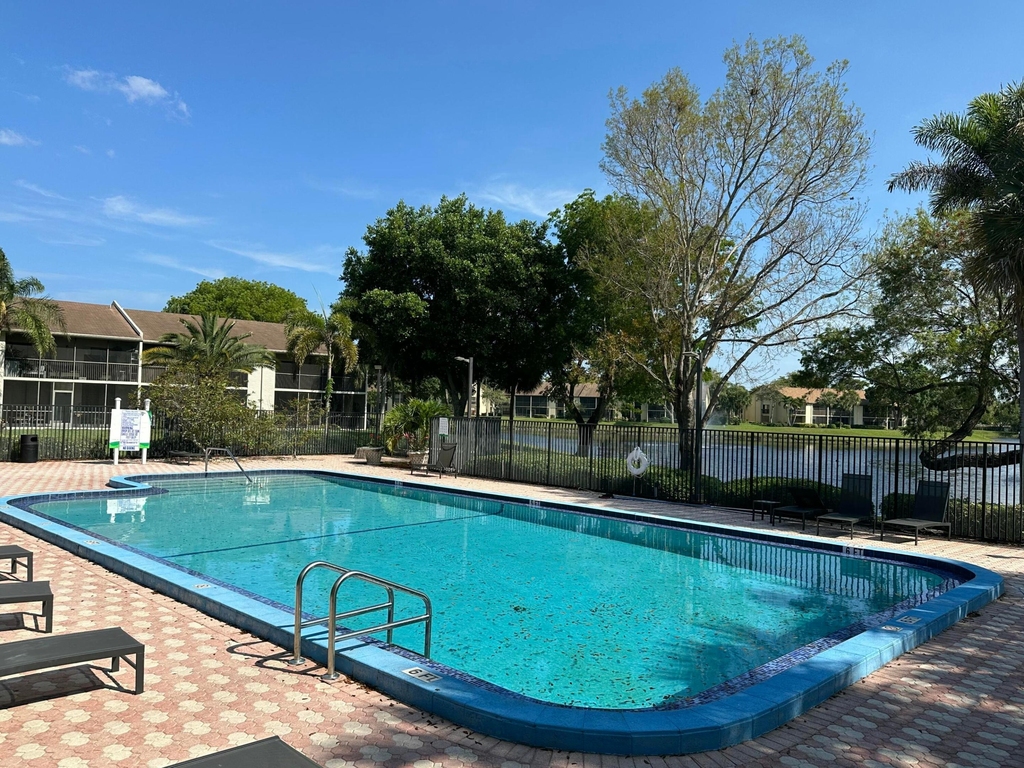 1250 S Military Trail - Photo 27
