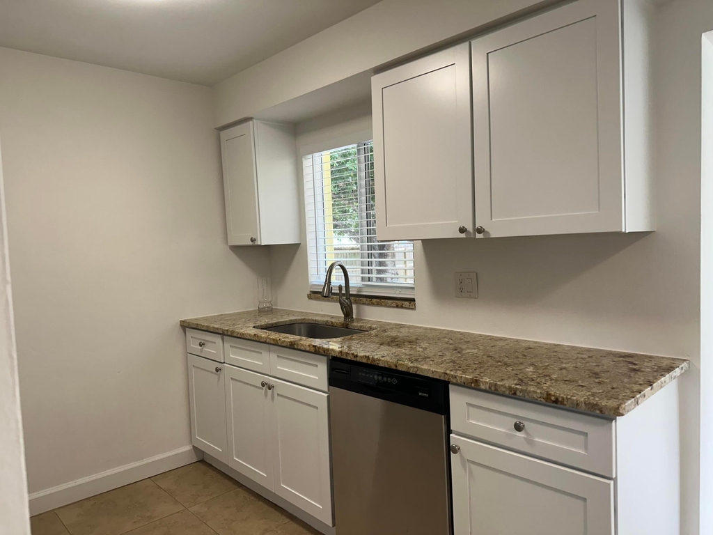 2745 Atlantic Boulevard - Photo 12
