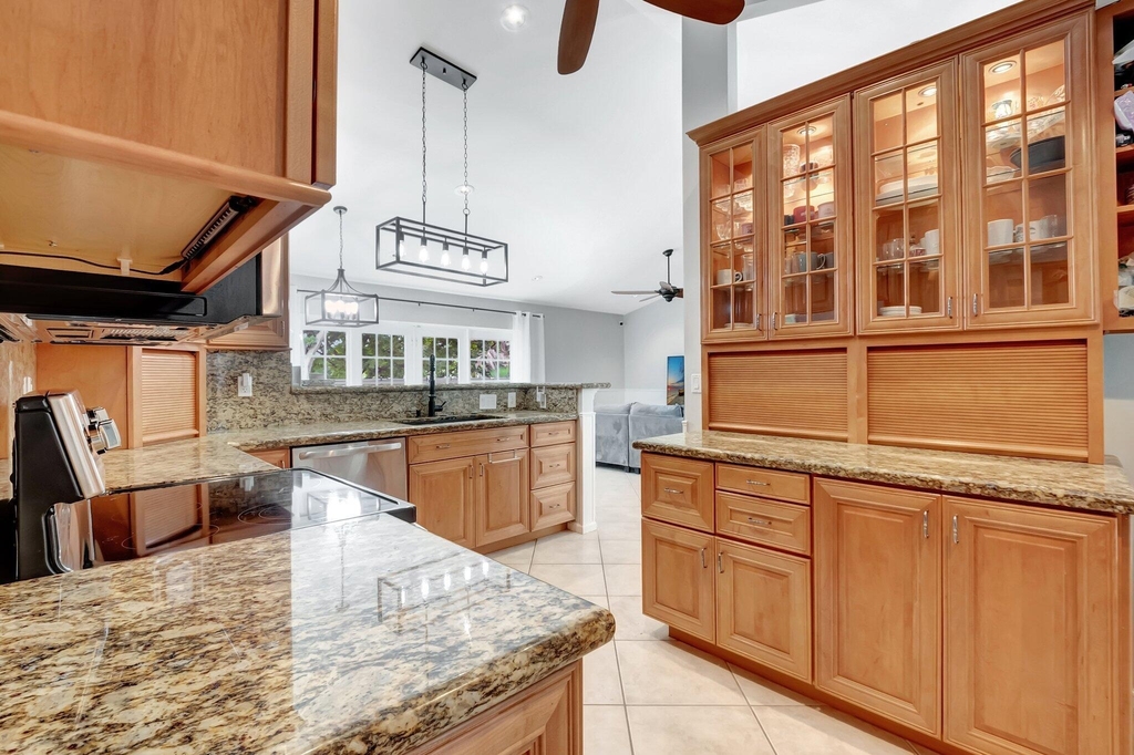 9680 Lancaster Place - Photo 24