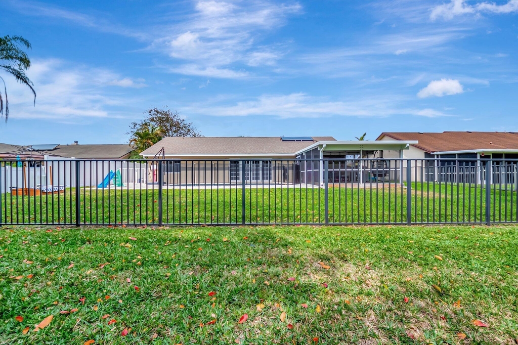 9680 Lancaster Place - Photo 40