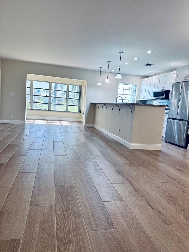 14676 Canalview Drive - Photo 4