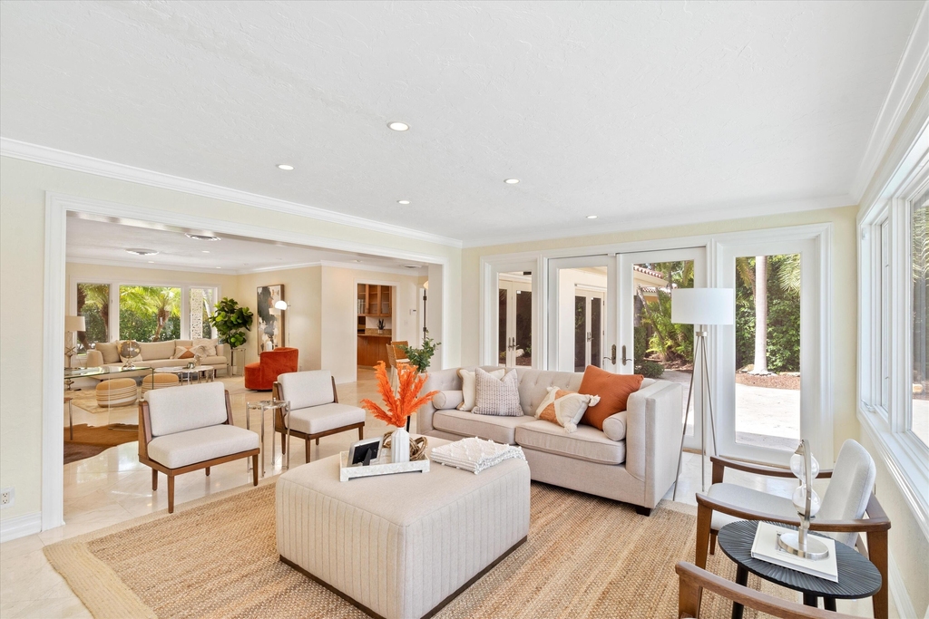2625 Ne 12th Street - Photo 8