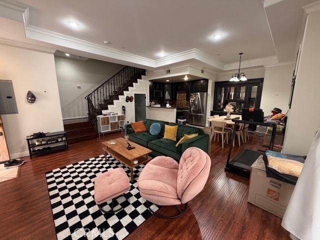 631 E Magnolia - Photo 6