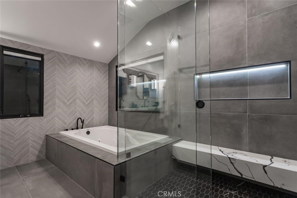 4627 Ethel Ave - Photo 15