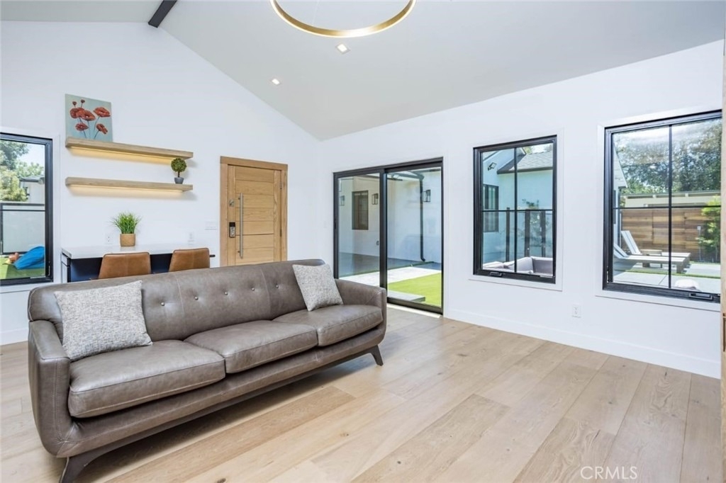 4627 Ethel Ave - Photo 23